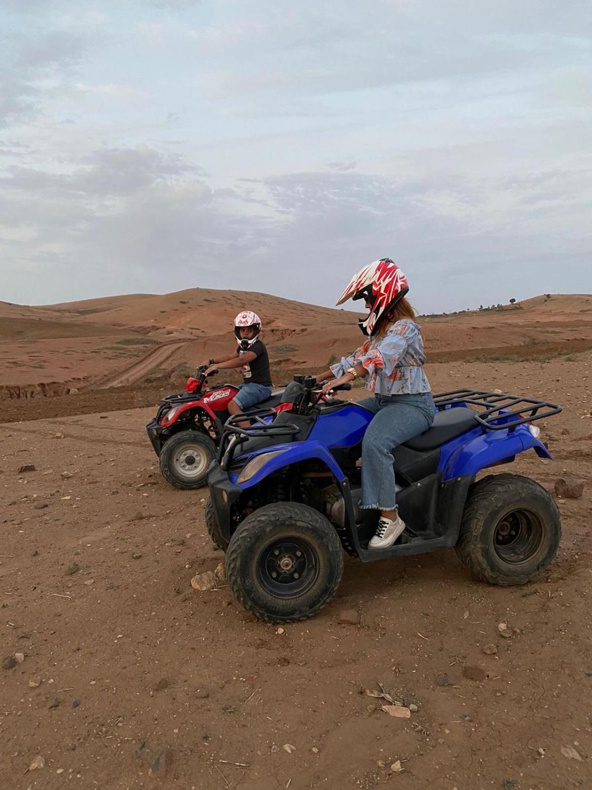 Les Cavaliers Chez Yassine Villa Marrakesh Bagian luar foto